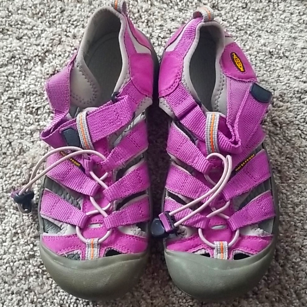 Purple keen water shoes